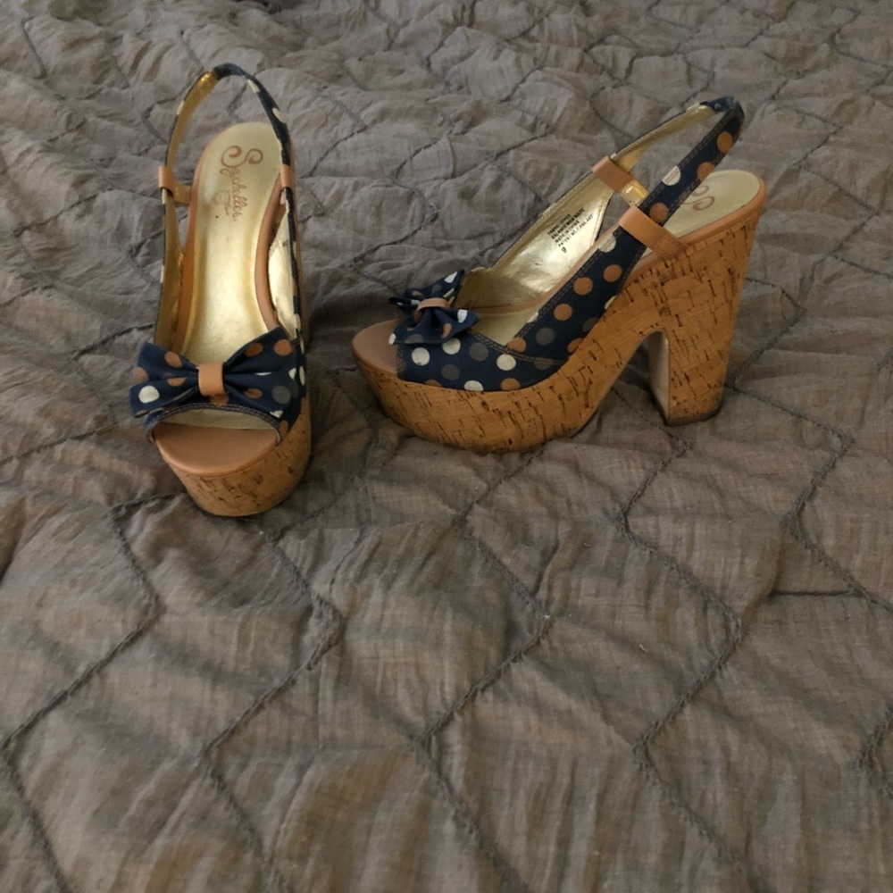 Seychelles Candy From A Baby Platform Heels - Picture 4 of 7